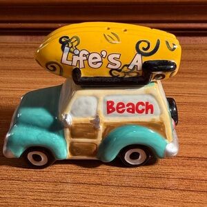 Salt and Pepper Shaker Life's A Beach by Westland Giftware